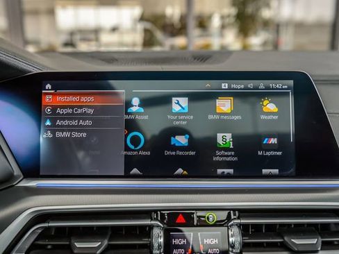 Used 2022 BMW X6 xDrive40i w/ M Sport Package image 19