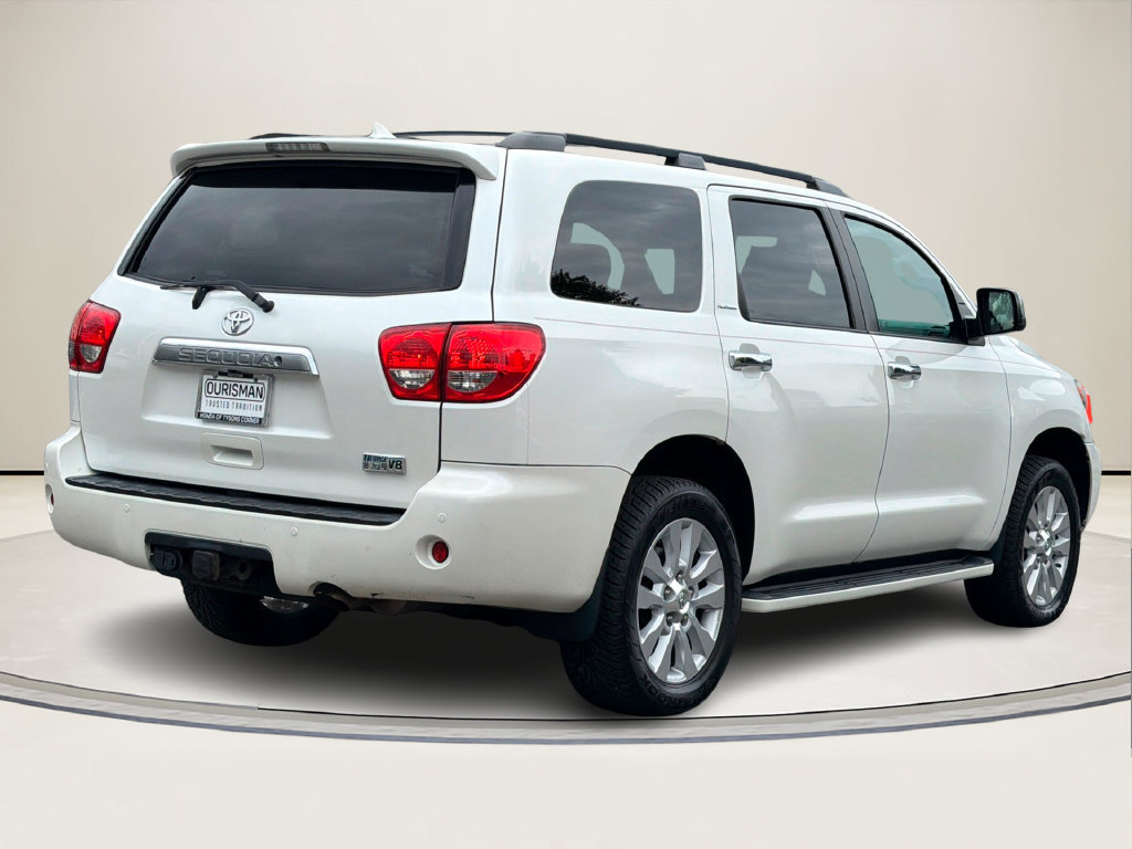 Used 2017 Toyota Sequoia Platinum AWD/4WD image 3