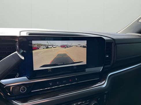 Used 2024 Chevrolet Silverado 3500 LT w/ Convenience Package image 38