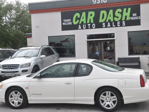 Used 2007 Chevrolet Monte Carlo LT FWD image 2