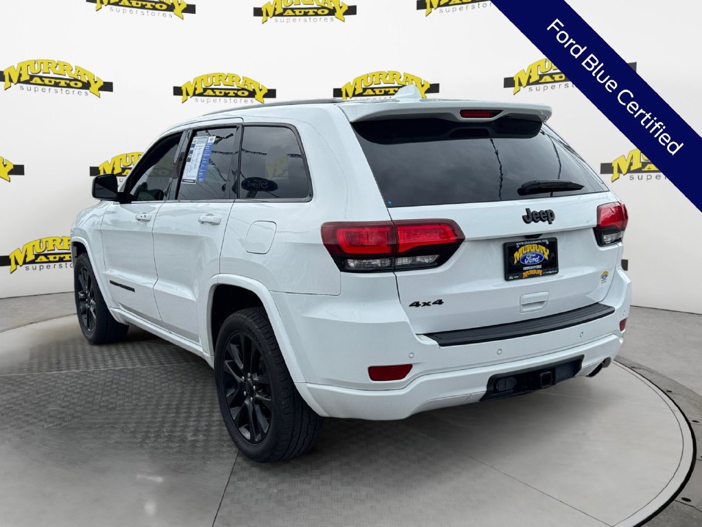 Used 2020 Jeep Grand Cherokee Altitude AWD/4WD image 4