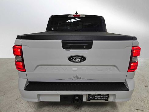 Used 2025 Ford Maverick Lobo AWD/4WD image 4