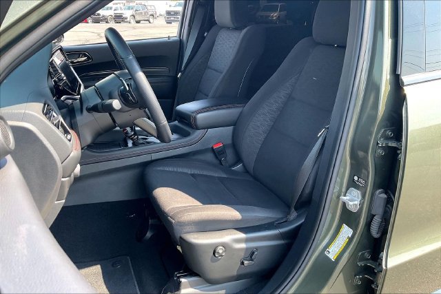 Used 2026 Dodge Durango GT w/ Blacktop Package AWD/4WD image 27