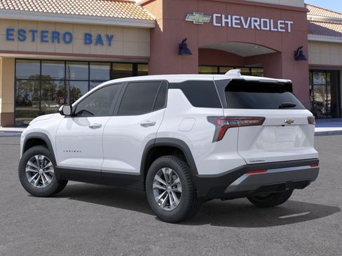 New 2026 Chevrolet Equinox LT FWD image 3