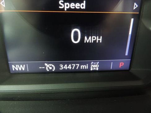 Used 2020 GMC Sierra 1500 Elevation w/ Elevation Value Package image 32