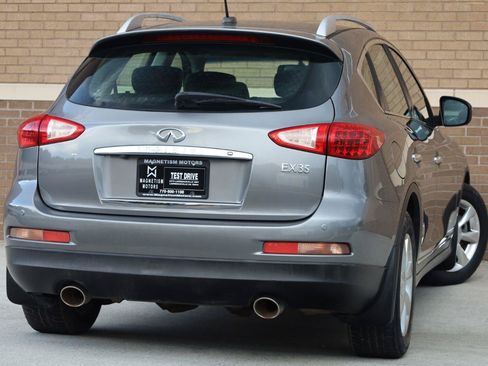 Used 2010 INFINITI EX35 Journey RWD image 9