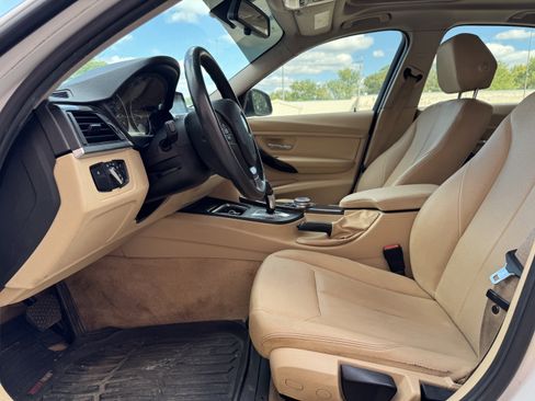 Used 2015 BMW 320i Sedan image 10