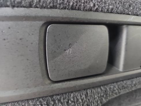 Used 2020 BMW X5 sDrive40i w/ Premium Package RWD image 19