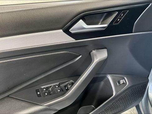 Used 2019 Volkswagen Jetta SE FWD image 41