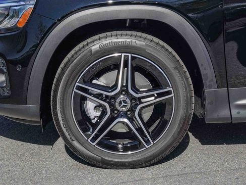 New 2026 Mercedes-Benz GLB 250 image 10