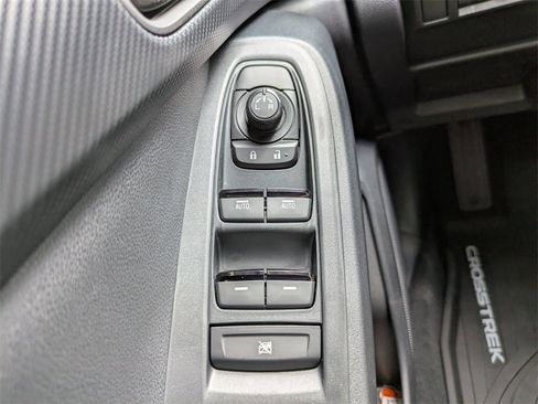 Certified 2025 Subaru Crosstrek 2.0i Premium image 22
