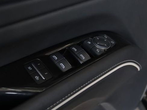 Certified 2023 Cadillac Escalade Sport Platinum w/ LPO, ONYX Package image 23