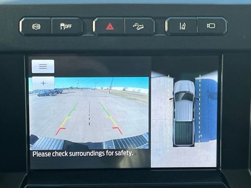 Used 2021 Ford F250 Limited w/ FX4 Off-Road Package image 25