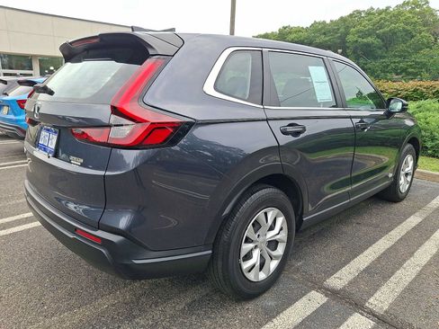 Used 2024 Honda CR-V LX image 6