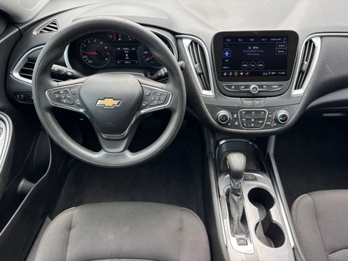 Used 2024 Chevrolet Malibu LT FWD image 18