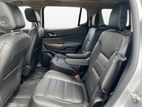 Used 2019 GMC Acadia Denali w/ Technology Package image 13