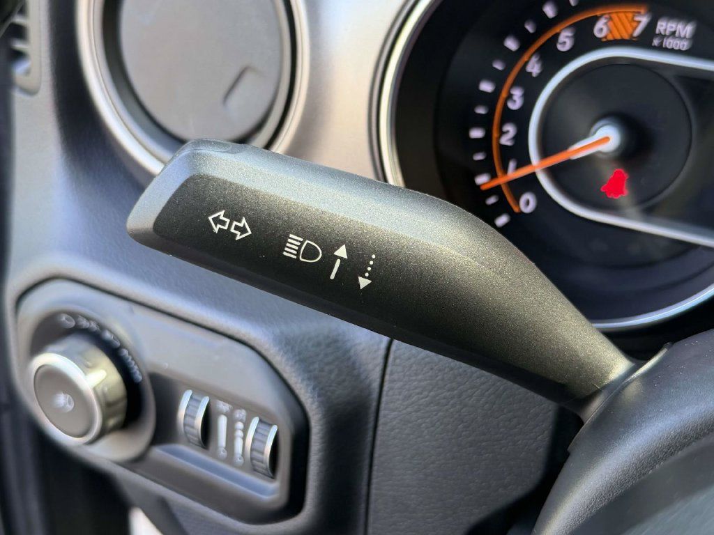 Used 2021 Jeep Wrangler Unlimited Sport AWD/4WD image 26