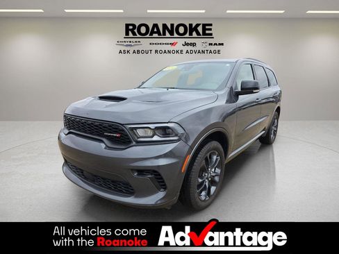 Used 2024 Dodge Durango GT image 1