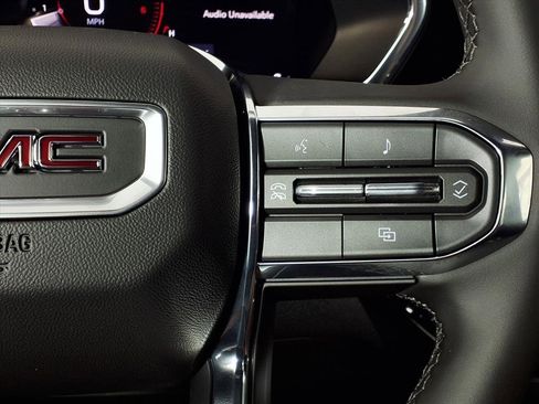 New 2026 GMC Canyon Elevation w/ Convenience Package image 9