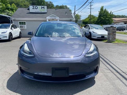 Used 2022 Tesla Model 3 Long Range AWD/4WD image 8