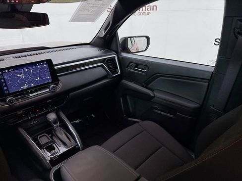 Used 2025 GMC Canyon Elevation image 22