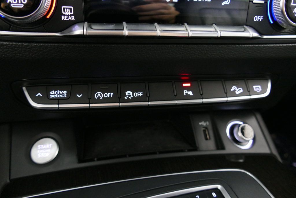 Used 2019 Audi Q5 Premium AWD/4WD image 23