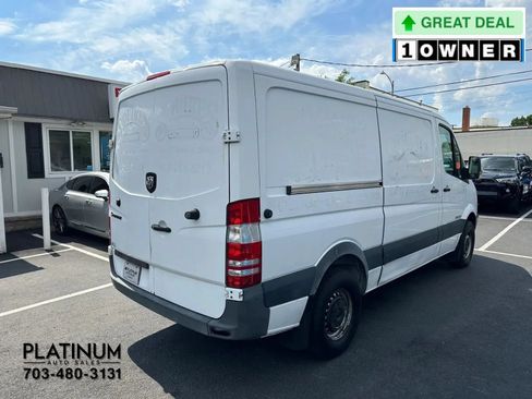 Used 2007 Dodge Sprinter 2500 RWD image 4