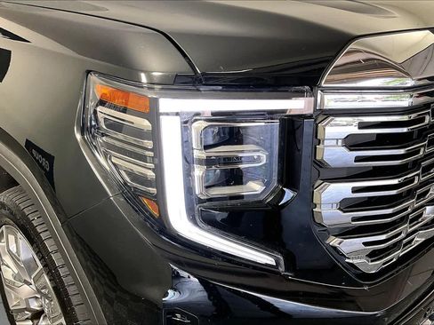 Used 2025 GMC Sierra 1500 Denali w/ Denali Reserve Package AWD/4WD image 27