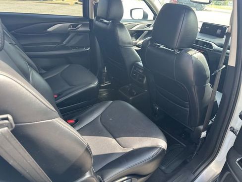Used 2023 MAZDA CX-9 Touring image 22