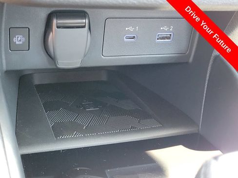 Used 2025 Nissan Versa SR w/ Trunk Package FWD image 13