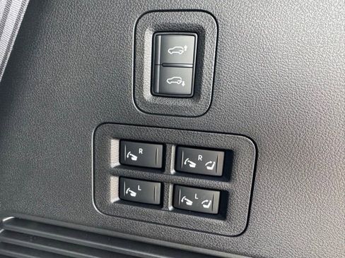 New 2026 Nissan Armada PRO-4X w/ Captain's Chari Seat Package image 28