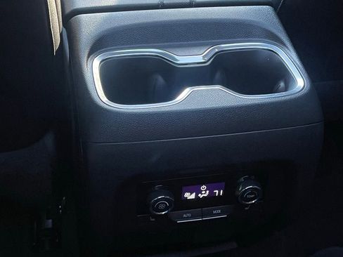 Certified 2024 Chevrolet Traverse RS image 24