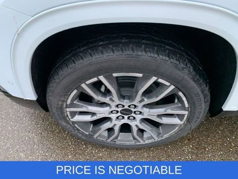 New 2026 GMC Acadia Denali Ultimate w/ LPO, Floor Liner Package image 11