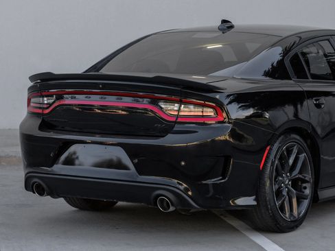 Used 2021 Dodge Charger R/T w/ Blacktop Package RWD image 5