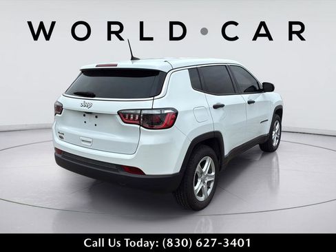 Used 2023 Jeep Compass Sport AWD/4WD image 17