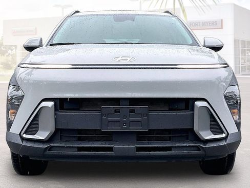 Used 2025 Hyundai Kona SEL AWD/4WD image 23