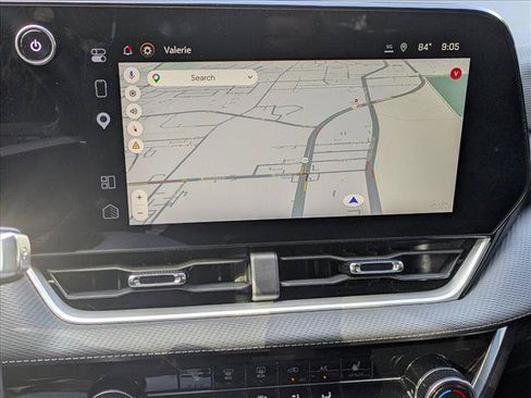Used 2025 Chevrolet Equinox LT w/ Safety and Technology Package FWD image 10