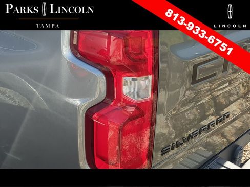 Used 2021 Chevrolet Silverado 1500 Custom Trail Boss w/ LPO, Dark Essentials Package AWD/4WD image 15