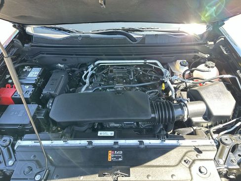 Used 2026 Chevrolet Colorado Z71 w/ Technology Package image 33