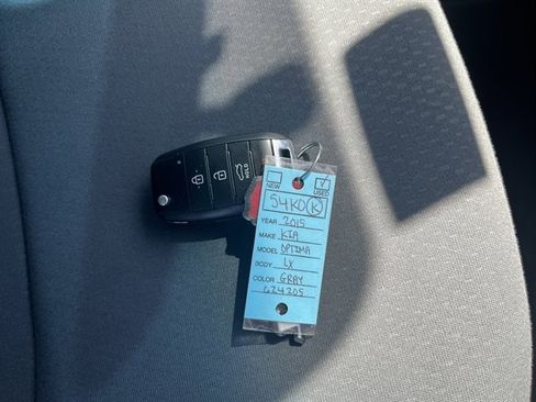 Used 2015 Kia Optima LX FWD image 35