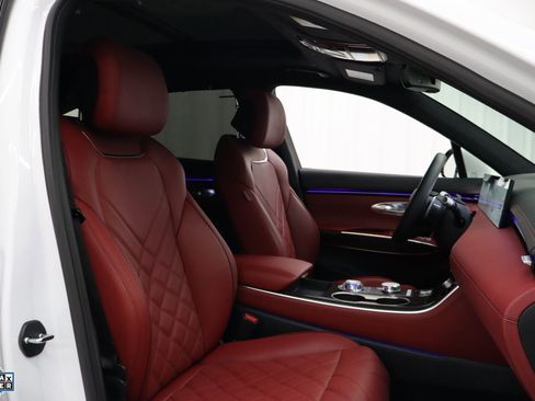 Used 2026 Genesis GV70 3.5T Sport Prestige image 32