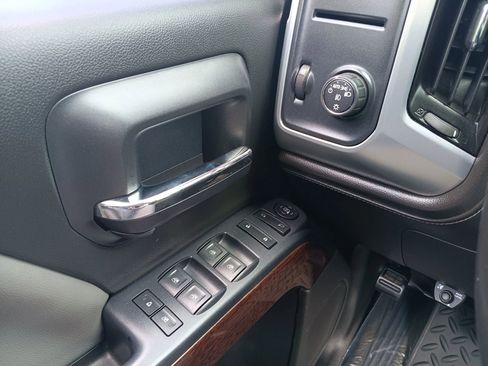 Used 2015 GMC Sierra 1500 SLE w/ SLE Value Package RWD image 21