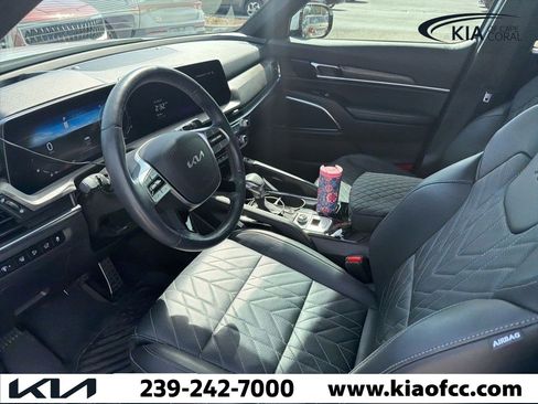 Certified 2024 Kia Telluride SX Prestige X-Line image 3