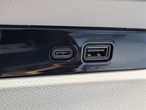 New 2026 Buick Enclave Avenir w/ Super Cruise Package image 25