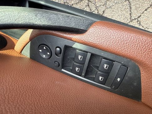 Used 2013 BMW X1 xDrive28i image 7