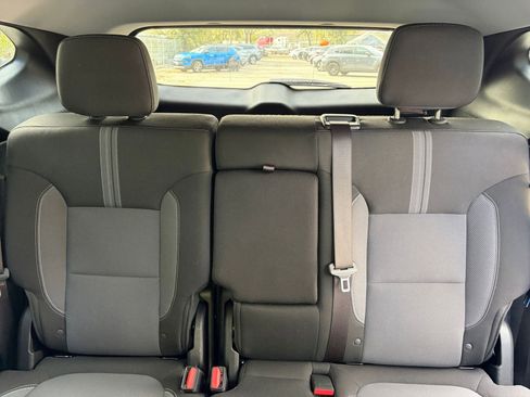 Used 2025 Chevrolet Blazer LT image 35