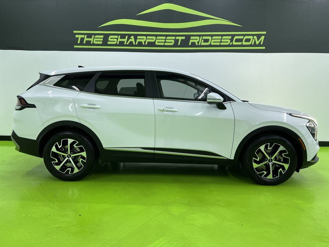 Used 2023 Kia Sportage EX FWD image 11
