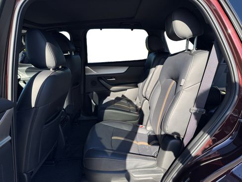 Certified 2024 MAZDA CX-90 Plug-In Hybrid w/ Premium Plus image 16