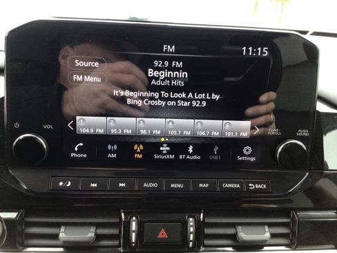 Used 2022 Nissan Pathfinder SL image 23