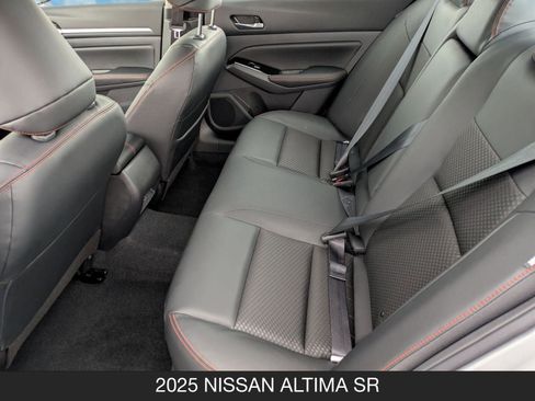 New 2025 Nissan Altima 2.5 SR image 15